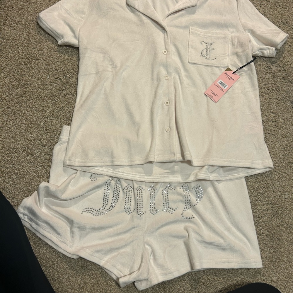 Juicy Couture White Pajama Set with Sparkle Accents